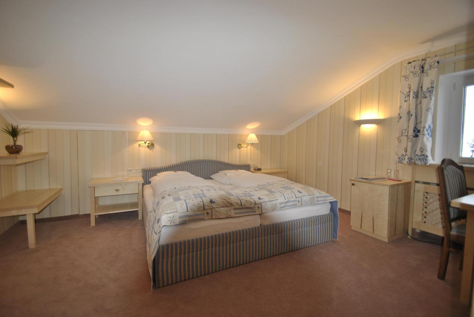 Hotel Albona Nova Zuers Luaran gambar