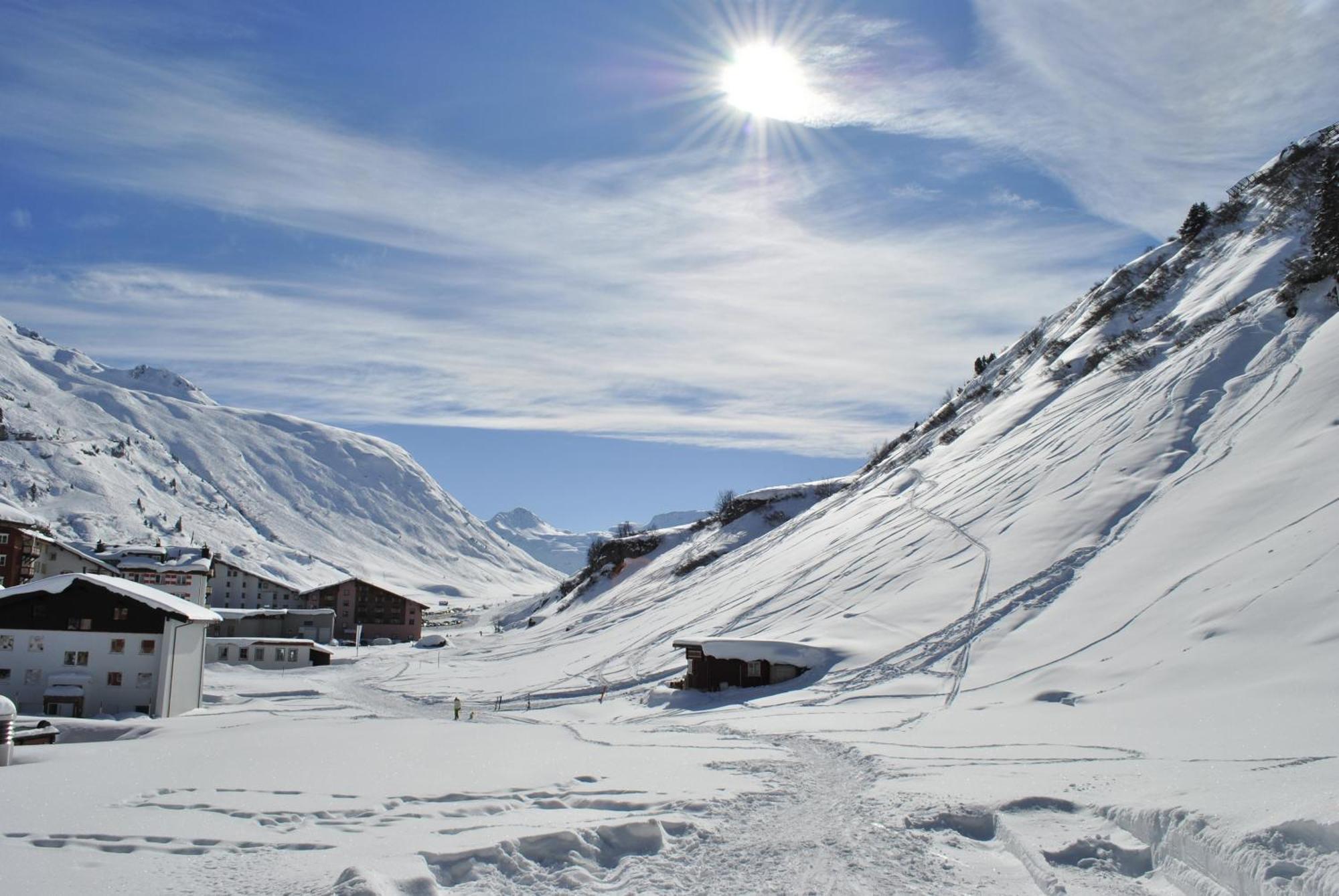 Hotel Albona Nova Zuers Luaran gambar