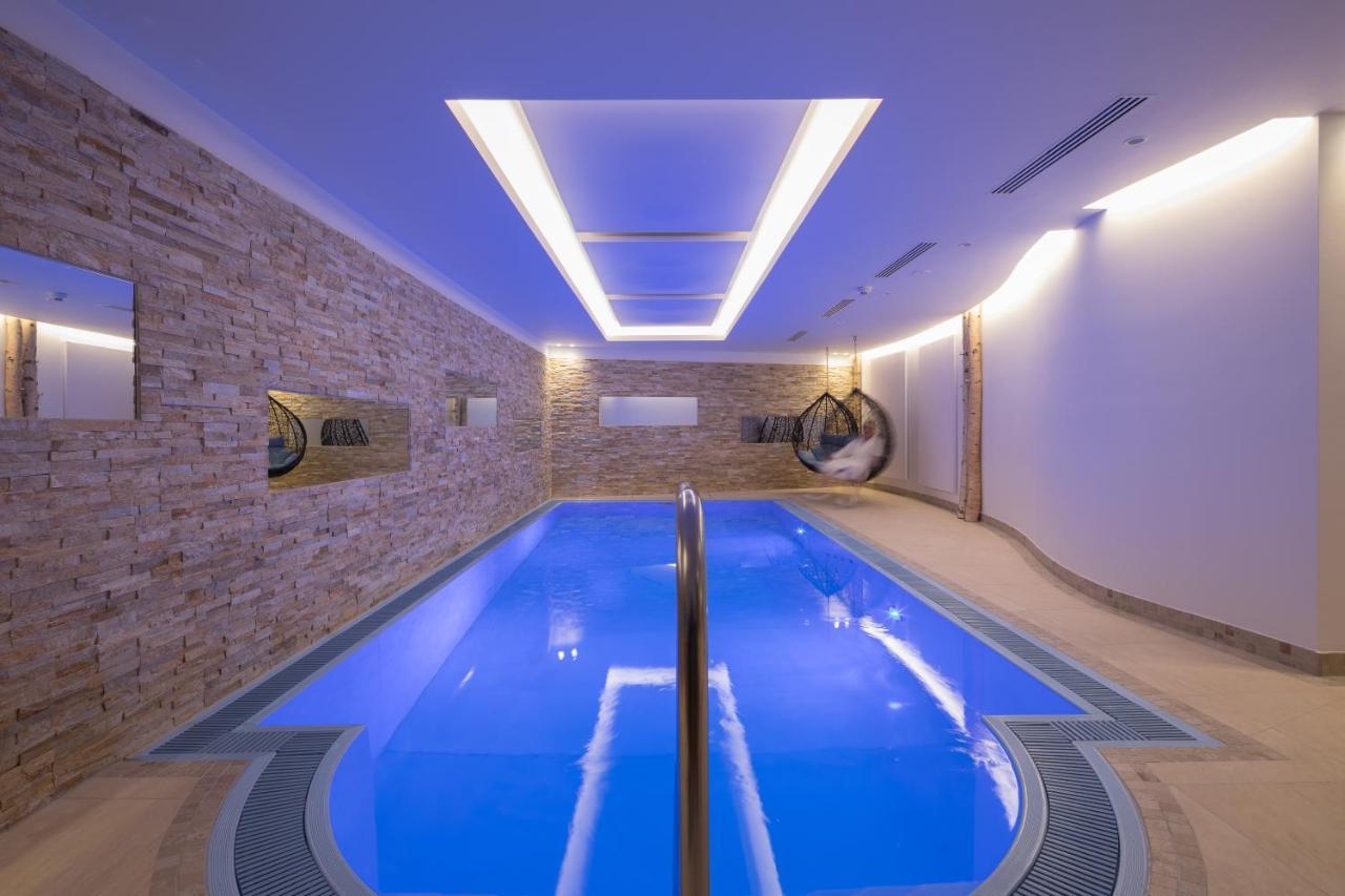 Hotel Albona Nova Zuers Luaran gambar